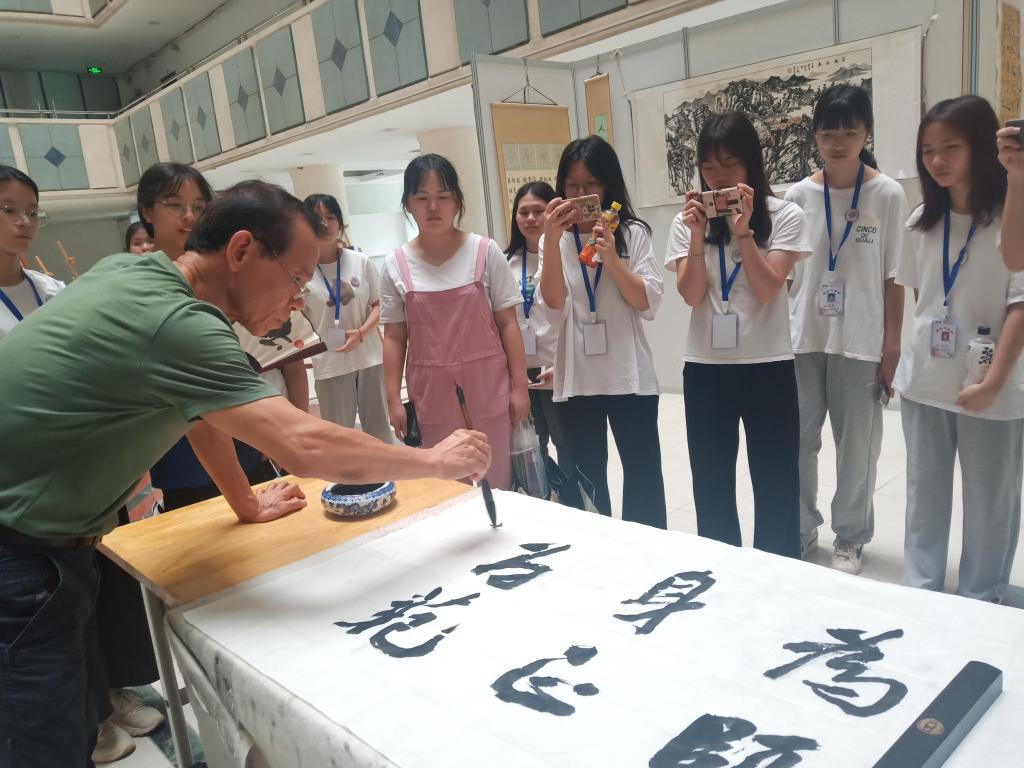 说明: C:/Users/Lenovo/AppData/Local/Temp/picturecompress_20210518225932/output_1.jpgoutput_1
