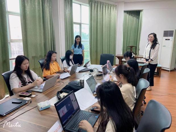 8e7f92a17455db0a82a4345d0b8c98c