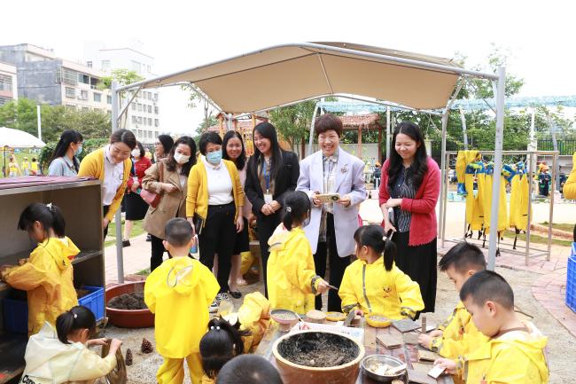 2023年月27日连州市实验幼儿园“立足儿童真游戏 专业共话促成长”照片11