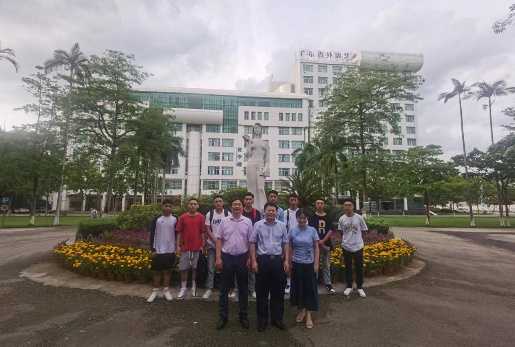 89ae2b9d200646b68cdf682ad5de039