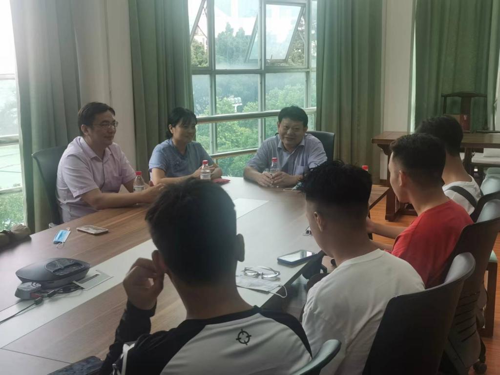 6d485fd71d4467dbab51e5f65e4c389