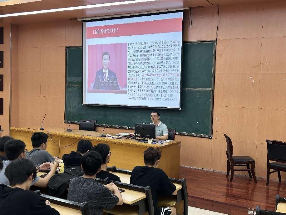 张举正书记授课