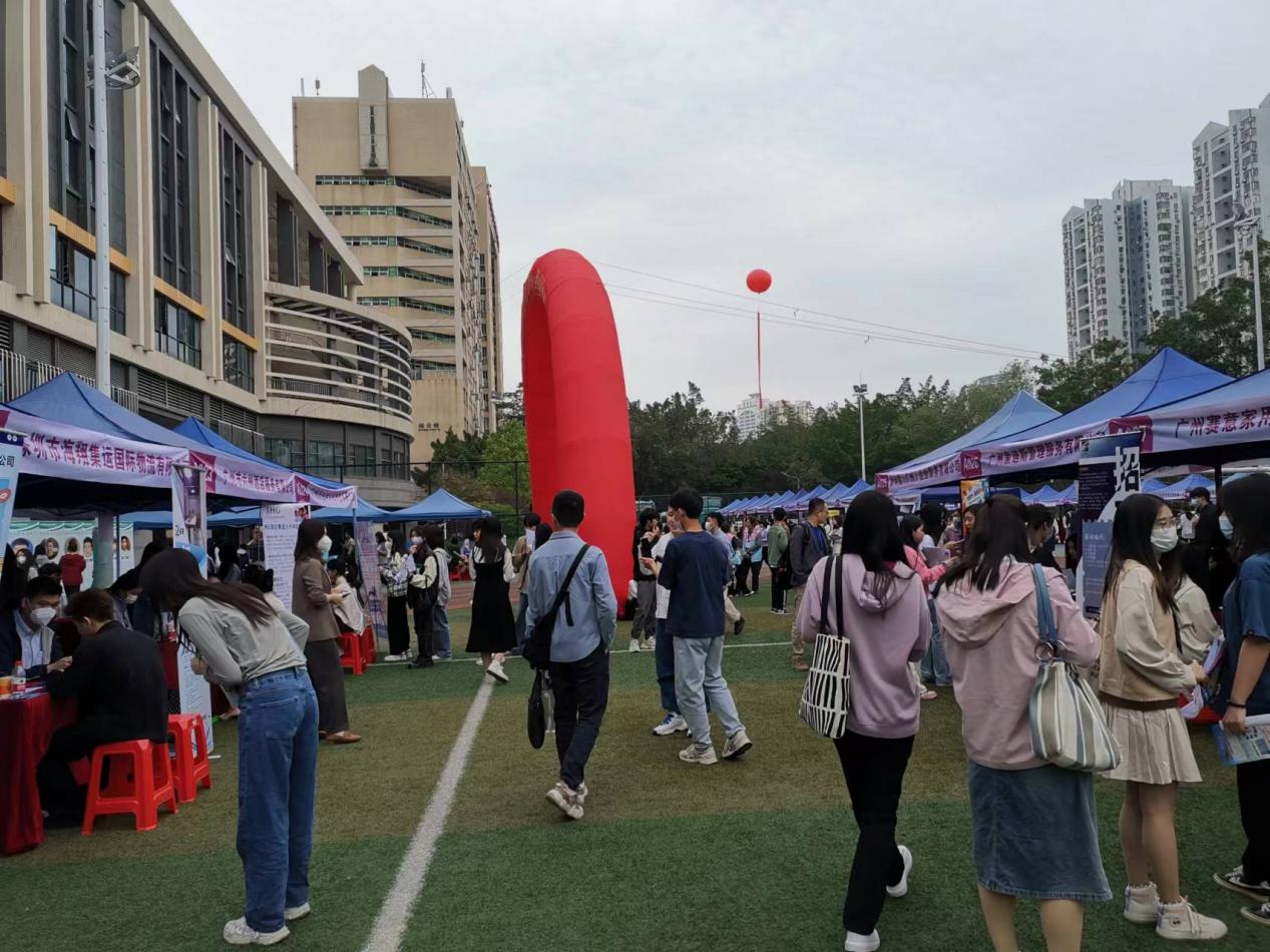 五山招聘会现场