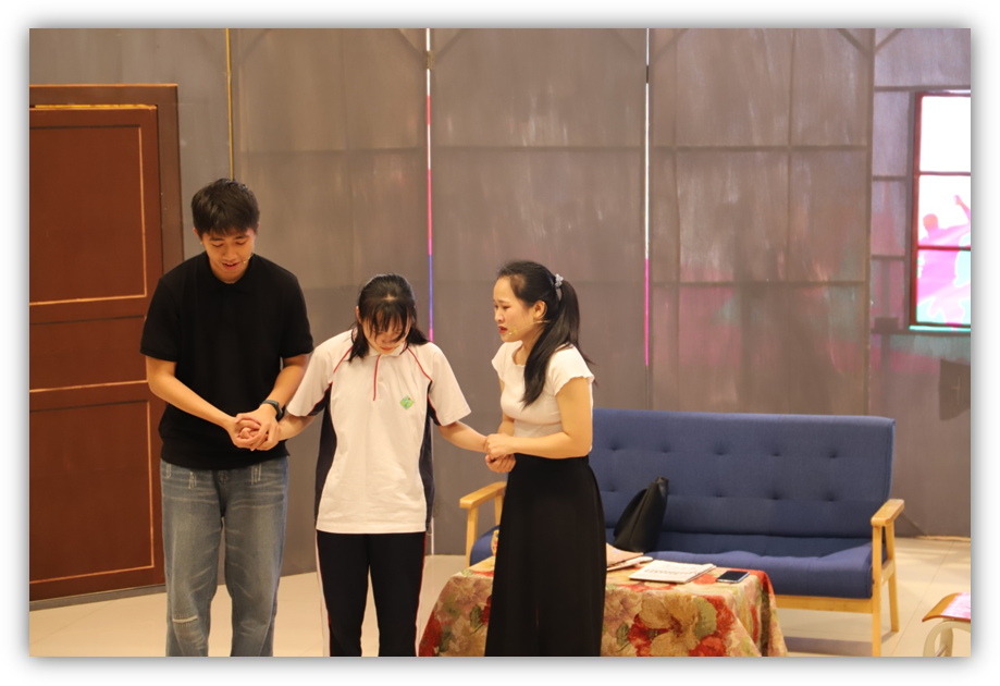 https://www.gtcfla.edu.cn/__local/F/93/5B/1E25C4BC267949E3D28ABC7CC73_8D8CBC4F_DA90E.png