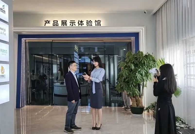 说明: IMG_256