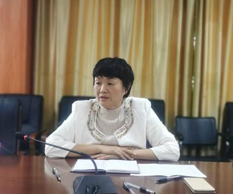 刘副校长指导组织生活会